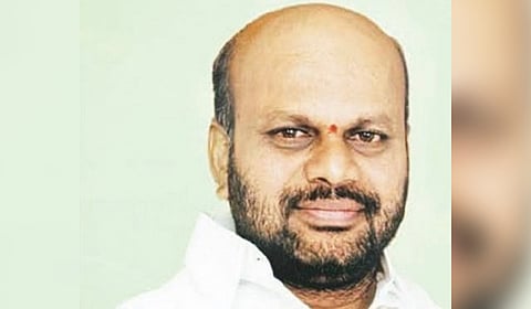 Speaking to the media, Varma said, “If a common man takes a handful of sand, police arrest him.
