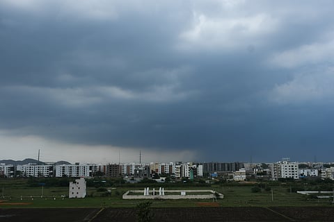 The APSDMA also advised people to remain alert during thunderstorms.