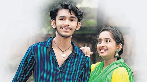 'Kaagada' movie review: An inter-religious love story evoking old-school teenage romance