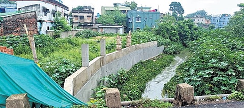 Unauthorised construction on the bank of the Sarali river
