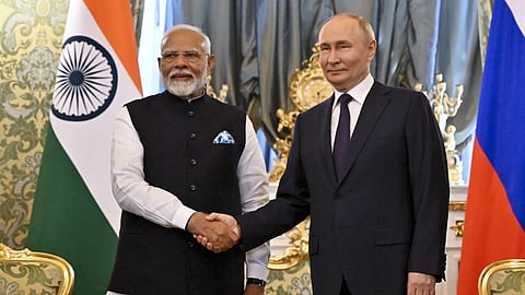 Russian President Vladimir Putin and Indian Prime Minister Narendra Modi