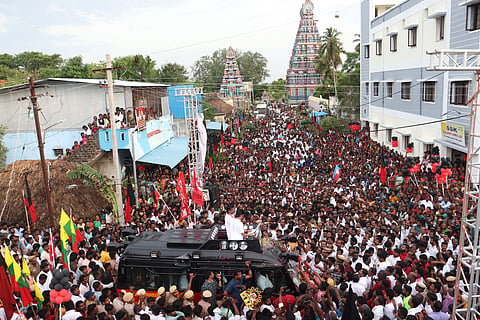 Udhayanidhi Stalin campaigning for DMK candidate Anniyur A Siva in Vikravandi on Monday
