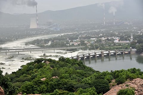 The Mettur East and West Bank canals carried 400 cusecs for drinking water needs and groundwater recharge from September 7 to 17.