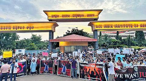 Students and resident doctors protest outside AIIMS-Bhubaneswar