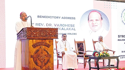 KRLCBC president and Diocese of Kozhikode Bishop Varghese Chakalakal delivers the benediction at the Syro-Malabar Church Major Arch-Episcopal Assembly in Pala
