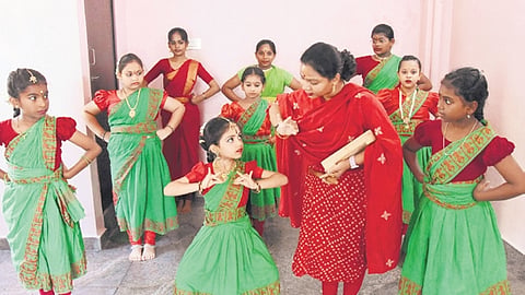 Natyamayuri says tradition is soul of the nation