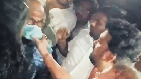 JSP MLA ‘assaults’ medical college Professor in Andhra