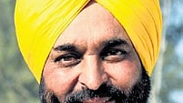 Rumble in Punjab as core team of CM disintegrates