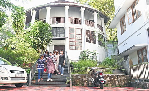 Students at Govt’s Women’s College, Vazhuthacaud I
Vincent Pulickal