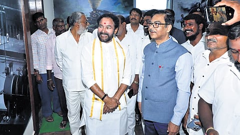 Union Coal and Mines Minister
G Kishan Reddy inspects the ongoing works at Cherlapally railway terminal
on Sunday