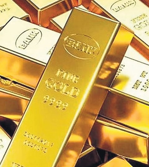 RBI brings back 102 tonnes gold
from BoE; 60 per cent reserves in India
