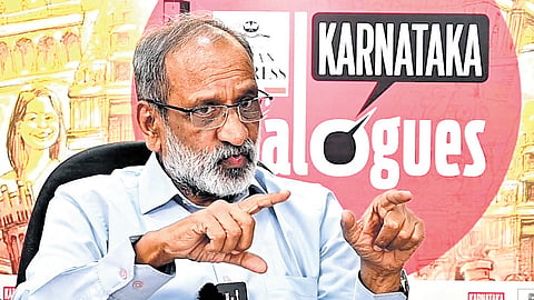 Dr Purushottam M Kulkarni