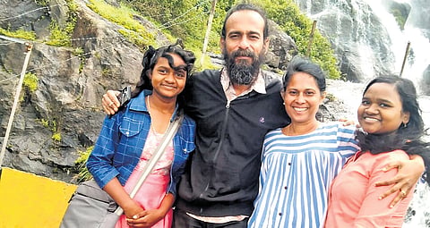 Eldho Pachilakkadan with his family