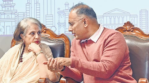 Health Minister Dinesh Gundu Rao in conversation with Pramoda Devi
Wadiyar of the erstwhile Mysuru Royal family at Arogya City Summit in
Bengaluru on Tuesday