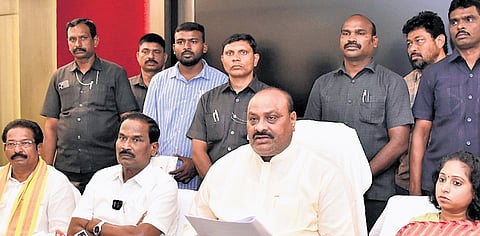 Minister K Atchannaidu addressing the media at Guntur mirchi yard