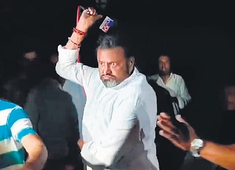 Mohan Babu charges at reporters