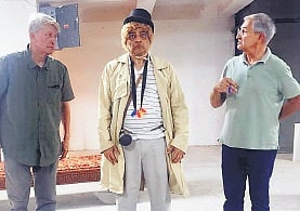Ashok Mandanna, Viveck Jayant Shah and Darius Taraporevala at a rehearsal