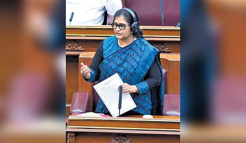 Nippani MLA Shashikala Jolle addresses the Assembly in Suvarna Vidhana Soudha in Belagavi on Tuesday