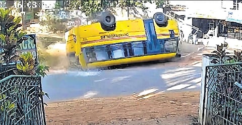 11-year-old dies as school bus overturns in Kannur, Kerala