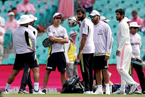 Have to be fair to everyone in dressing room: Gambhir