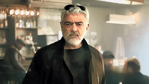 A still from 'Vidaamuyarchi'