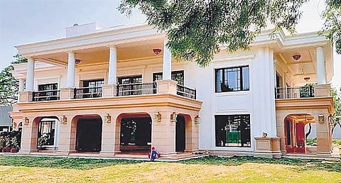 6 Flagstaff Bungalow