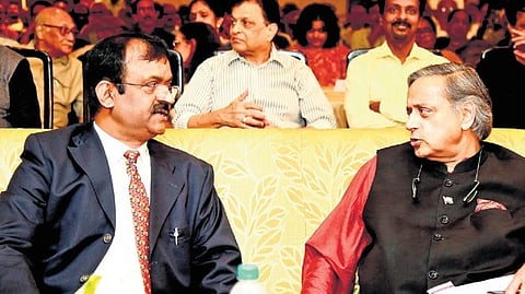 MP Shashi Tharoor interacts with CCCI president S P Kammath at the India Forward Talk Series in Kochi on Sunday