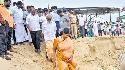MP Kanimozhi visits areas in Tiruchendur affected by sea erosion
