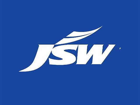 Leading the investment outreach, Minister Patil met Sajjan Jindal, Chairman of the JSW Group, and Jayant Acharya, Joint Managing Director.