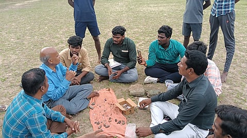 Efforts of history professors, students, and Tamil welfare forums in the Villupuram district have drawn attention to archaeological research.