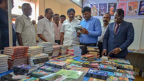 Collector Karthikeyan inagurated Nellai Porunai book fair at Town trade center in Tirunelvel