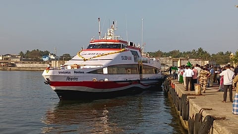 Kanniyakumari ferry services saw 2,20,249 tourists in August, with 1,97,706 buying tickets at counters and 22,543 using the online booking facility.