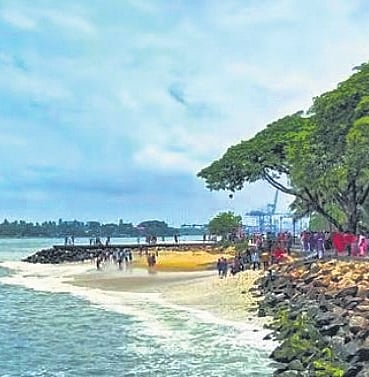 The plan is to phase out plastic water bottles from these beaches.