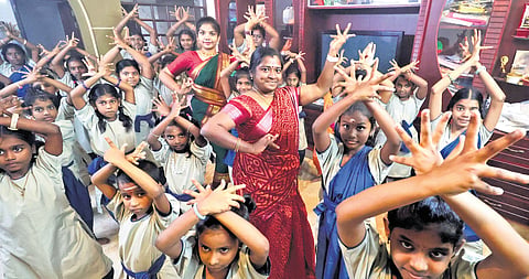Jegatheeswari runs a dance school ‘Sivapuvanam Natiyalaya’ and organises programmes in Madurai