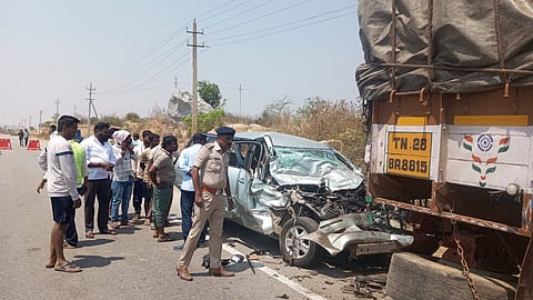 The Innova car rammed into the rear of a stationary truck, killing five and injuring one.
