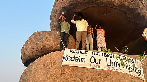 Students and staff of Hyderabad Central University Protest at Kancha Gachibowli oppose Telangana government's decision to auction 400 acres of land in Kanche Gachibowli.