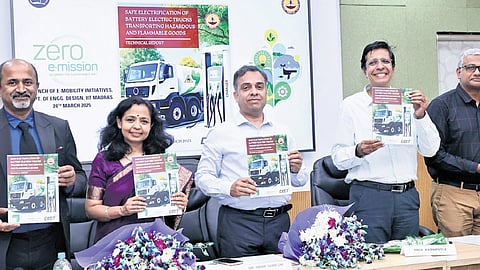 (Left to Right) Mr. PK Banerjee, Dr. Preeti Banzal, Dr. Hanif Qureshi, Prof. V. Kamakoti, Prof. Manu Santhanam and Prof. CS Shankar Ram at IIT-Madras