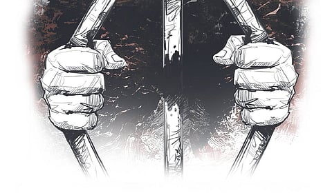 21 inmates of a remand home in Chaibasa escaped through the main gate after attacking the guards on duty on Tuesday evening while Sarhul was being celebrated across the state.