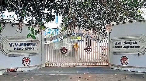 CBI officials arrived early in the morning and searched Vaikundarajan’s house and offices in Tirunelveli