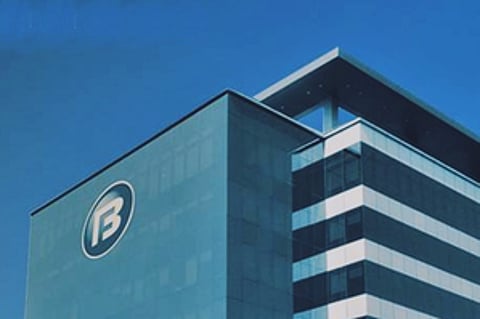 The largest non-banking financier Bajaj Finance has reported a 22% jump in consolidated net income at Rs 4,875 crore for the September quarter.