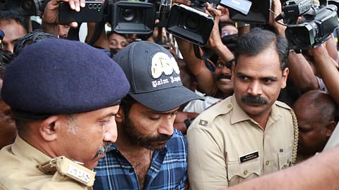 Malayalam actor Shine Tom Chacko being taken for
medical tests, after the interrogation at Ernakulam town north police
station on Saturday.