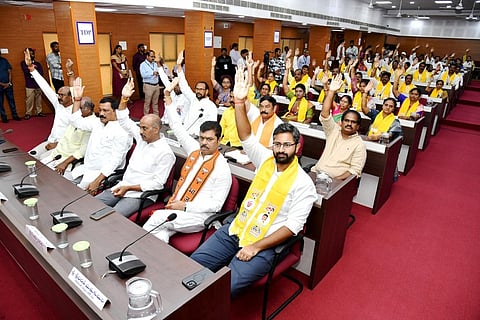 The no-confidence motion against Greater Visakhapatnam Municipal Corporation Deputy Mayor Jiyyani Sridhar was formally approved during the council meeting on Saturday.