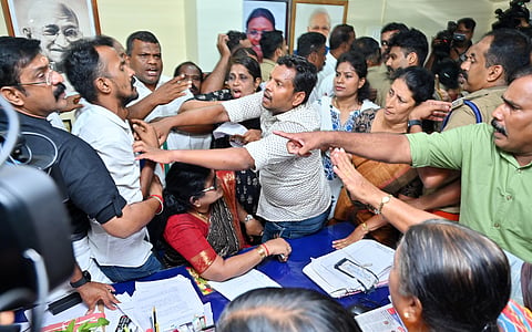 Tensions at the Palakkad Municipality spiralled into physical violence on Tuesday morning, after a protest over naming a civic centre after RSS founder K.B. Hedgewar turned chaotic.