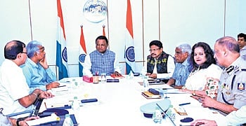 CM Mohan Majhi in discussion with officials at Lok Seva Bhawan