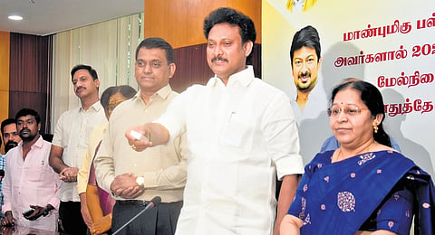 School Education Minister Anbil Mahesh Poyyamozhi releasing the Class 12 exam results at the Anna Centenary Library Auditorium in Chennai