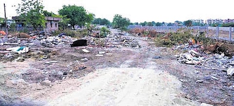 The third phase of Inner Ring Road will be laid between Swarnabharathi Nagar and Palakaluru to ease traffic congestion in Guntur city.
