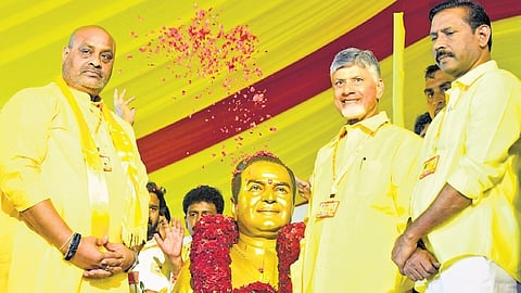 CM Nara Chandrababu Naidu garlands NTR’s statue on the inaugural day of Mahanadu in Kadapa on Tuesday