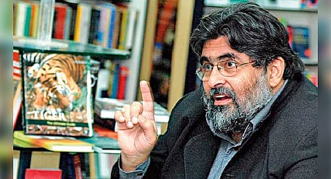 Valmik Thapar