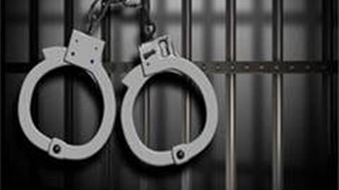 Krithika asked him to meet her privately at her friend's house in Sottamedu near Perumanallur on Tuesday evening, confirming that no one else will be there, police added.