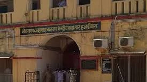 Three Bangladeshi nationals including two women escape from detention centre in Hazaribagh
